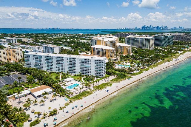 607 Ocean Drive 10K, Key Biscayne, FL 33149