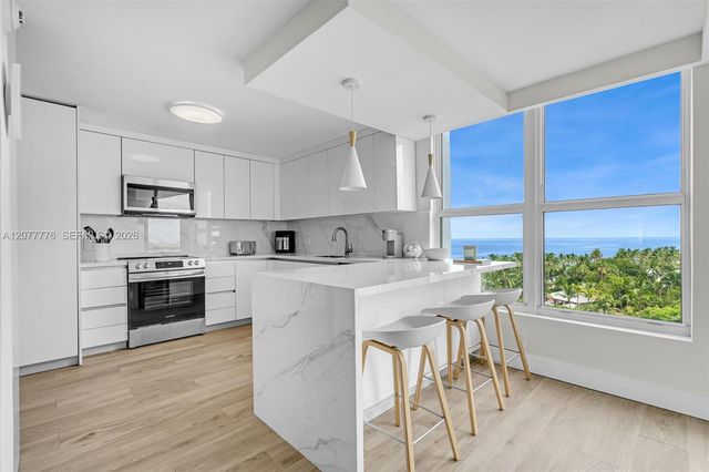 607 Ocean Drive 10K, Key Biscayne, FL 33149