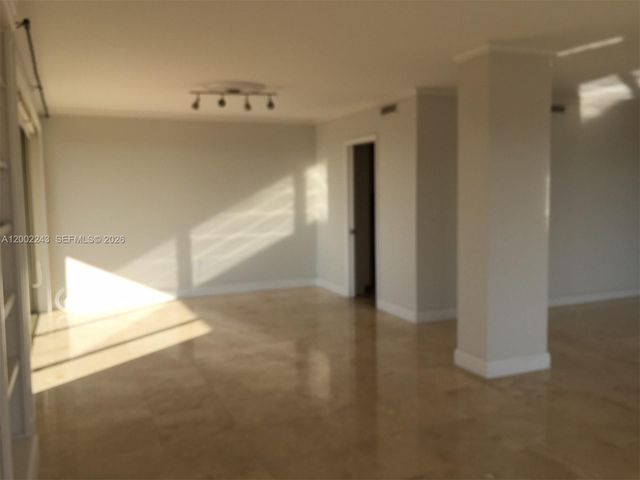 155 OCEAN LANE DR 1101, Key Biscayne, FL 33149