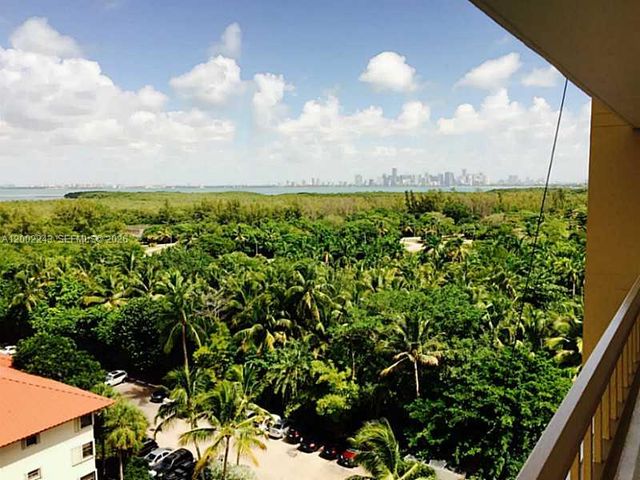 155 OCEAN LANE DR 1101, Key Biscayne, FL 33149