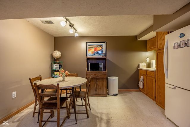 4009 E 57th, Indianapolis, IN 46220