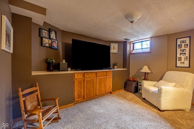 4009 E 57th, Indianapolis, IN 46220