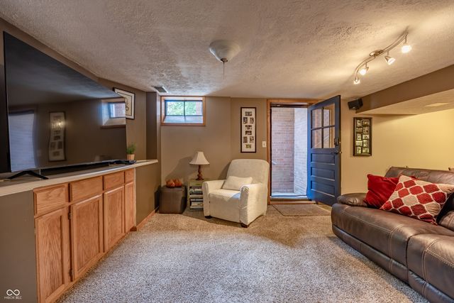 4009 E 57th, Indianapolis, IN 46220