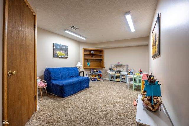 4009 E 57th, Indianapolis, IN 46220