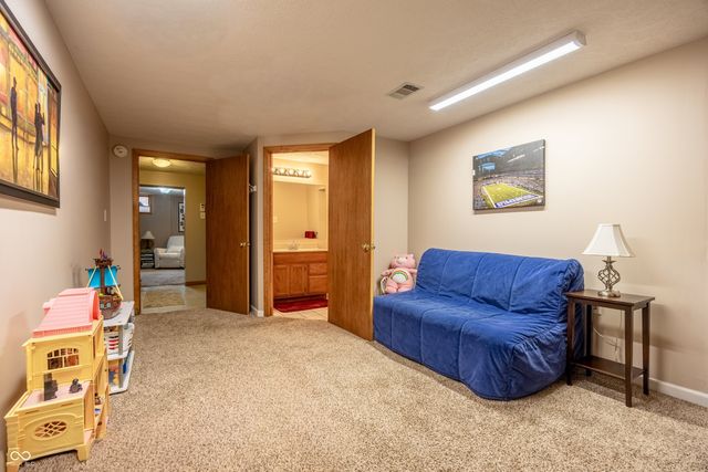 4009 E 57th, Indianapolis, IN 46220