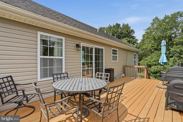 3 LURE CT, Inwood, WV 25428