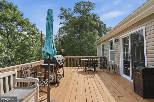 3 LURE CT, Inwood, WV 25428