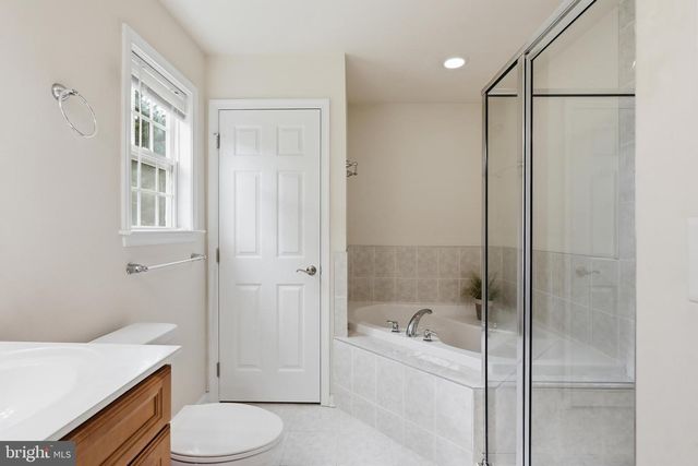 3 LURE CT, Inwood, WV 25428