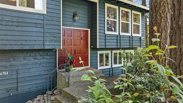 16704 188th Place NE, Woodinville, WA 98072