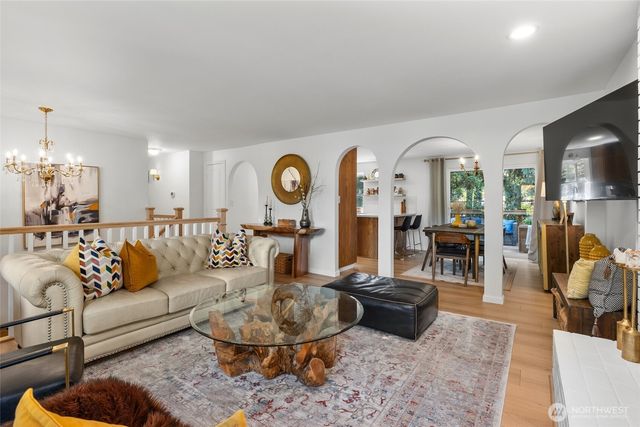 16704 188th Place NE, Woodinville, WA 98072