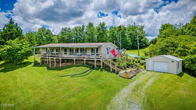 954 Longs Bend Road, Rogersville, TN 37857