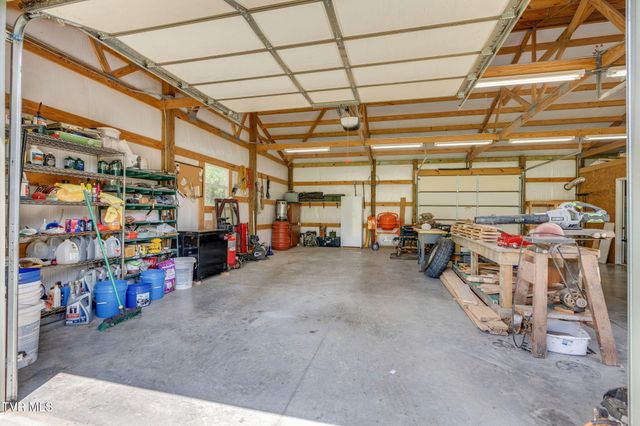 954 Longs Bend Road, Rogersville, TN 37857