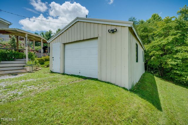 954 Longs Bend Road, Rogersville, TN 37857