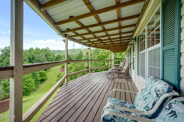 954 Longs Bend Road, Rogersville, TN 37857