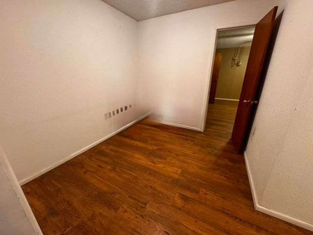 1604 Ennis Street, Plainview, TX 79072