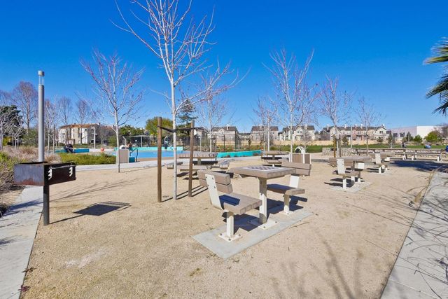 500 San Jorge Terrace, Sunnyvale, CA 94089