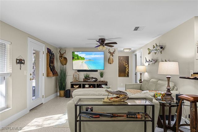 2563 Weeks AVE, Naples, FL 34112