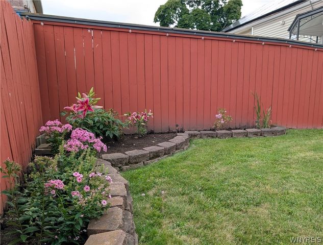 287 Crowley Avenue, Buffalo, NY 14207