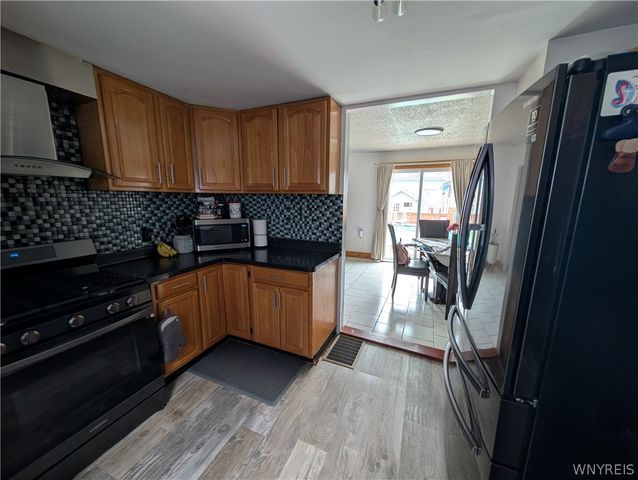 287 Crowley Avenue, Buffalo, NY 14207
