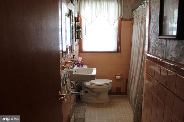 118 VASSAR AVE, Stratford, NJ 08084