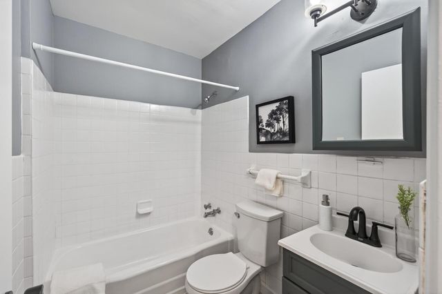 2341 Unity Avenue N, Golden Valley, MN 55422