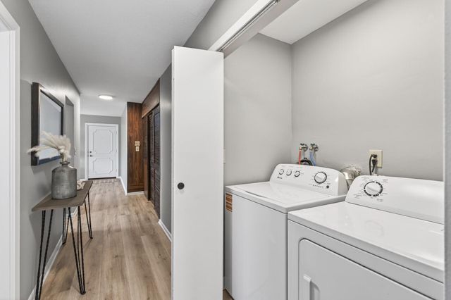 2341 Unity Avenue N, Golden Valley, MN 55422