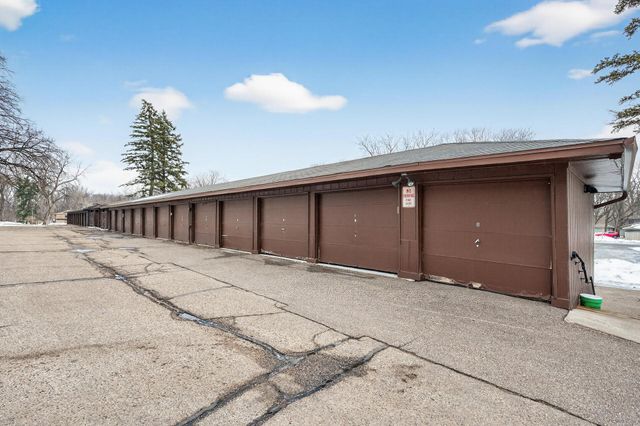 2341 Unity Avenue N, Golden Valley, MN 55422