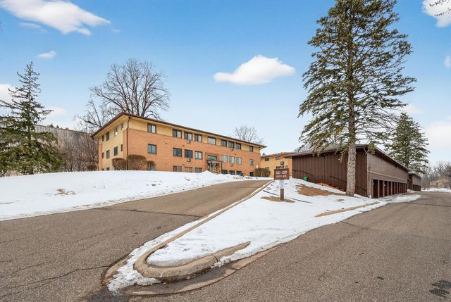 2341 Unity Avenue N, Golden Valley, MN 55422