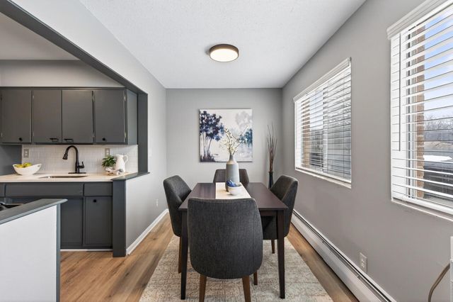 2341 Unity Avenue N, Golden Valley, MN 55422