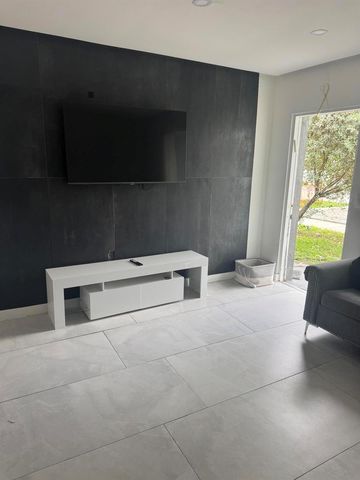 2201 Greene Street 2, Hollywood, FL 33020