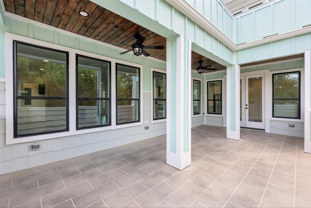 100 Cedar Lane, Seabrook, TX 77586