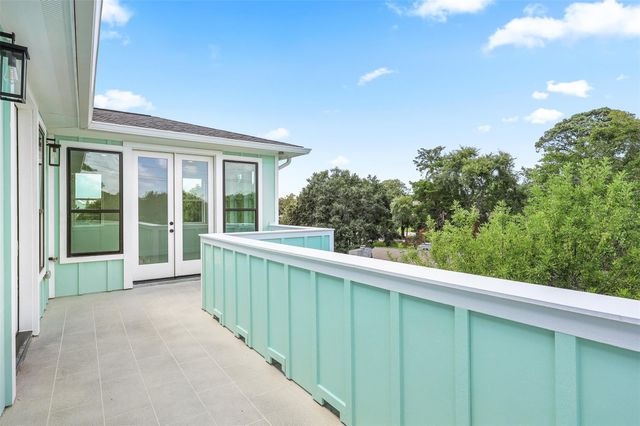 100 Cedar Lane, Seabrook, TX 77586