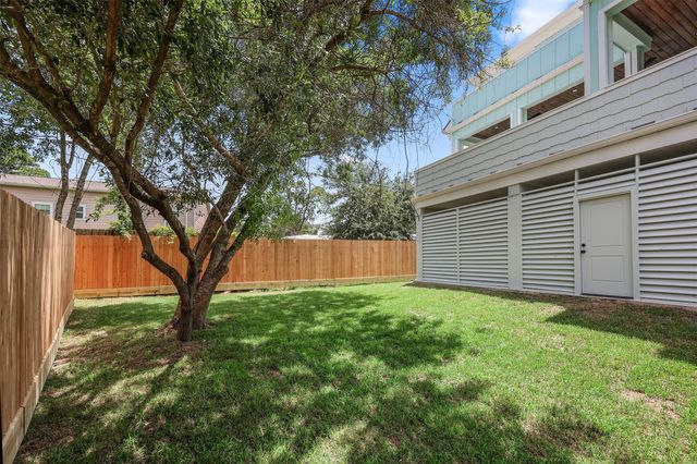 100 Cedar Lane, Seabrook, TX 77586