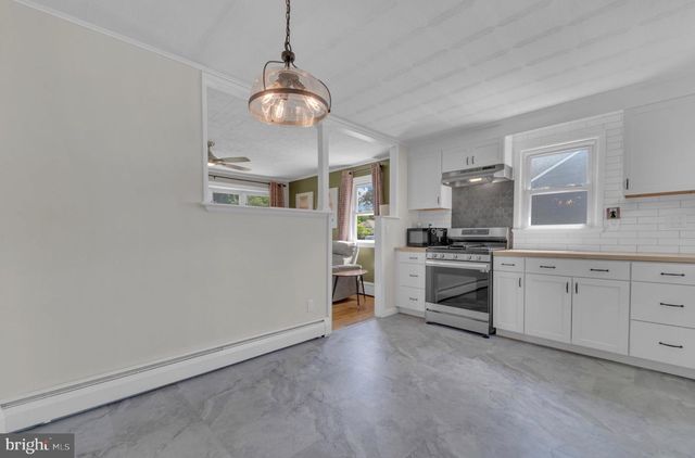 1181 BYRD DR, Woodbury, NJ 08096