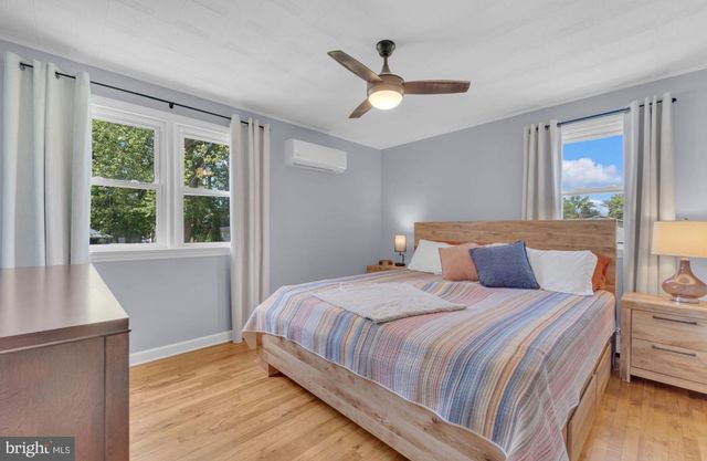 1181 BYRD DR, Woodbury, NJ 08096