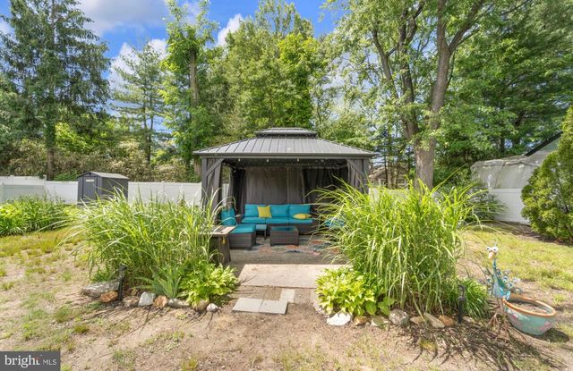1181 BYRD DR, Woodbury, NJ 08096