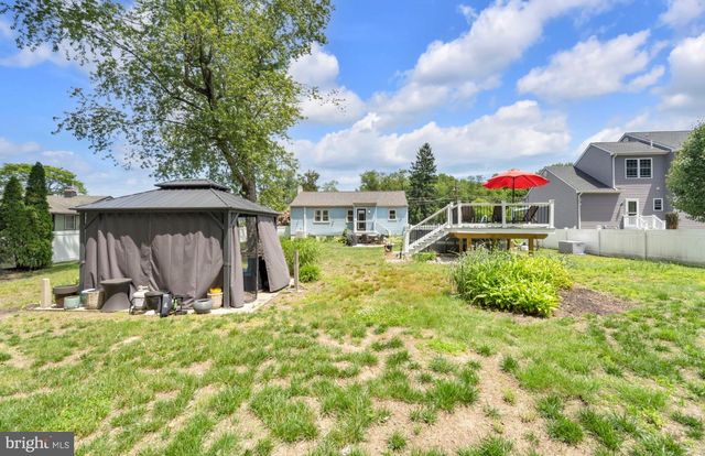 1181 BYRD DR, Woodbury, NJ 08096