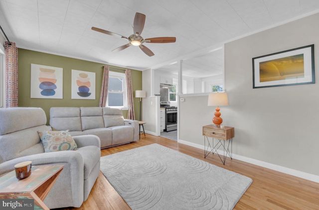 1181 BYRD DR, Woodbury, NJ 08096