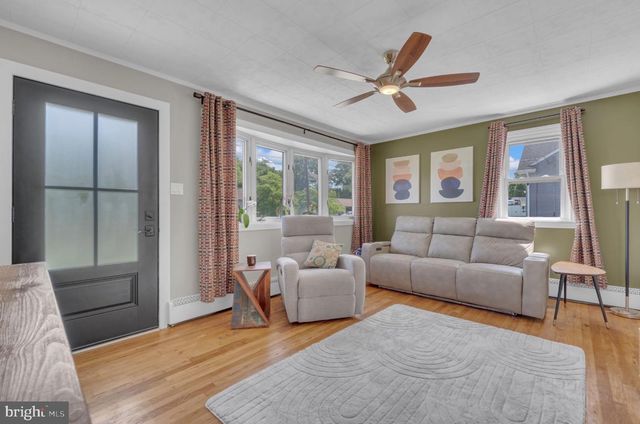 1181 BYRD DR, Woodbury, NJ 08096