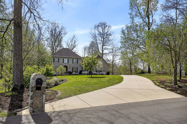 678 Oakland Dr, Sparta, TN 38583