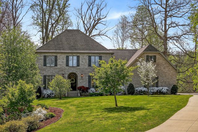 678 Oakland Dr, Sparta, TN 38583