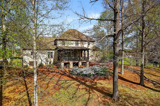 678 Oakland Dr, Sparta, TN 38583