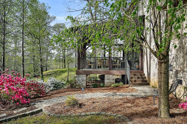 678 Oakland Dr, Sparta, TN 38583