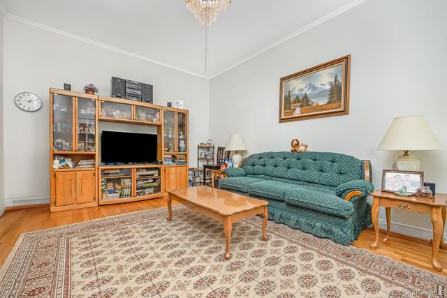 58-43 81st Street, Middle Village, NY 11379