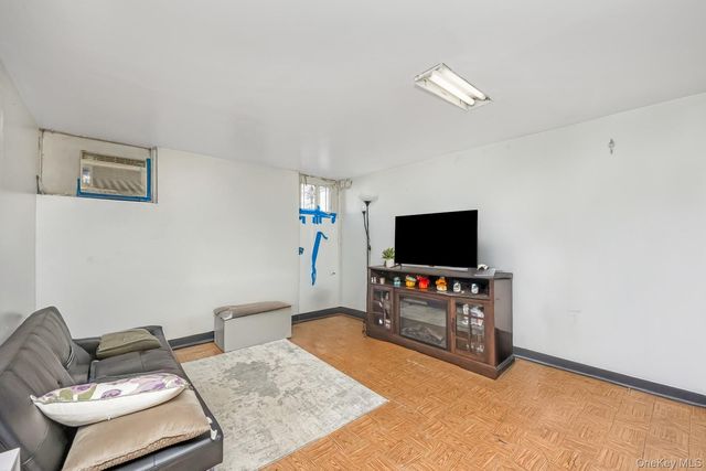 58-43 81st Street, Middle Village, NY 11379