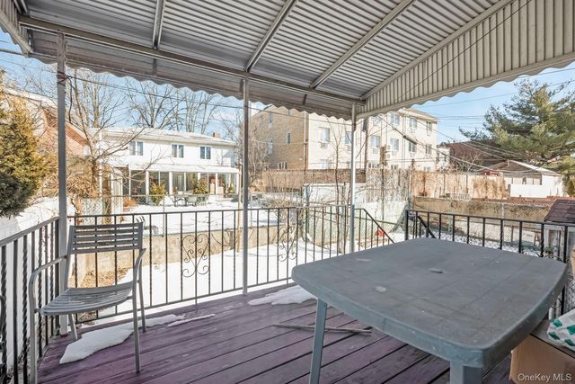 58-43 81st Street, Middle Village, NY 11379