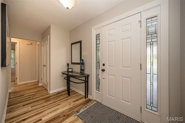 7 Nicolet Drive, Manchester, MO 63011