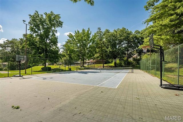 7 Nicolet Drive, Manchester, MO 63011