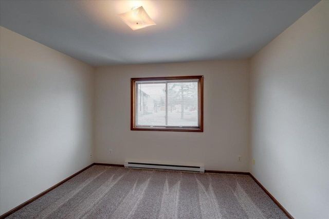 604 School Street, Marshall, WI 53559
