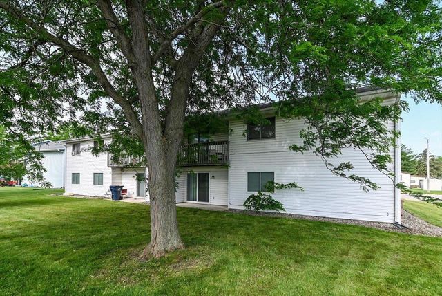 604 School Street, Marshall, WI 53559